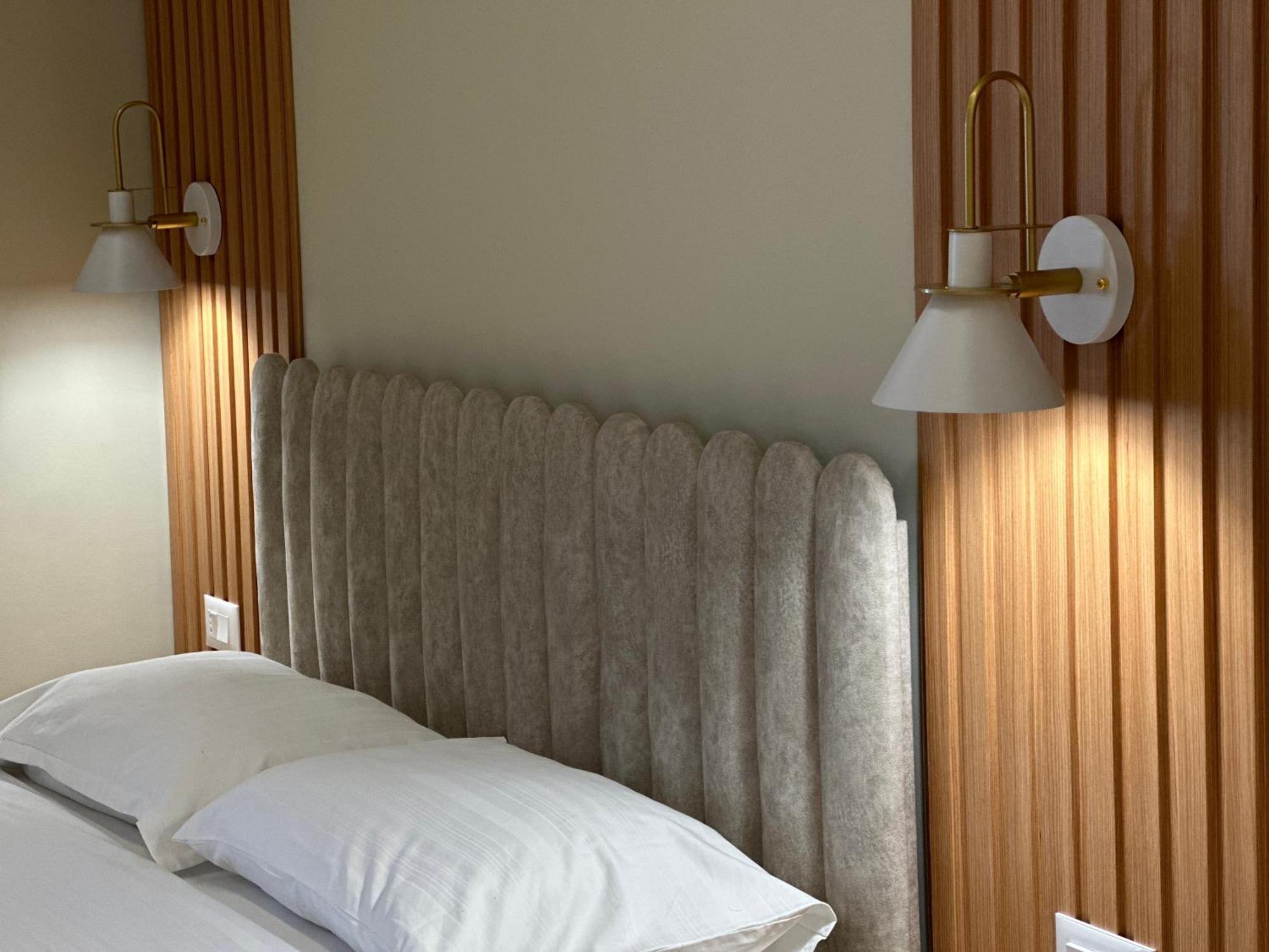 Arial Lofts Hotel Vlorë Buitenkant foto